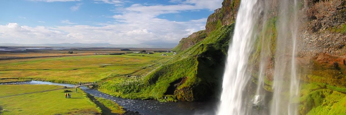 Iceland Vacation Travel Guide | Expedia Asia